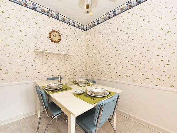 3rd image of 3305 92nd St APT 5D