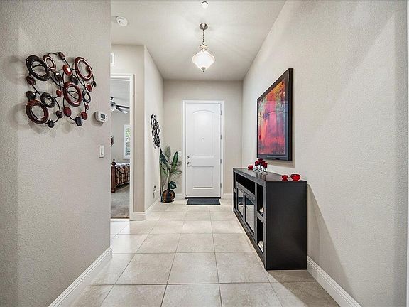 3rd image of 2878 Fantail Ln