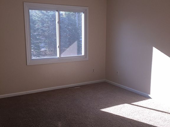 5th image of 603 Burnsville Pkwy E