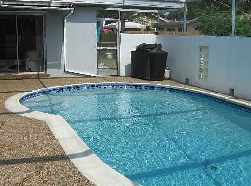 Screened in Pool 
