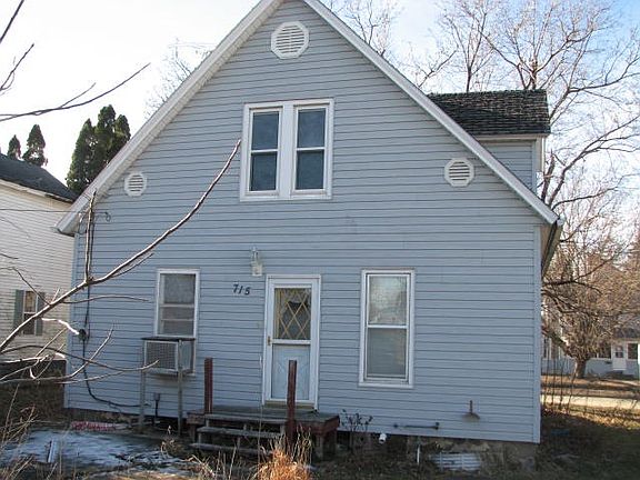 2nd image of 715 S Frederick Ave