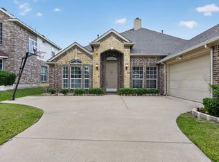 4502 Warbler Ln, Garland, TX 75043
