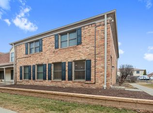 1776 Bristol Walk, Hoffman Estates, IL 60169