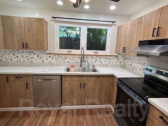 5th image of 92-1068 Palahia St APT 2