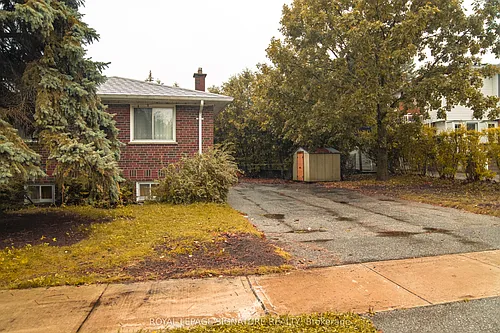 2 Brantwood Dr Photo 1