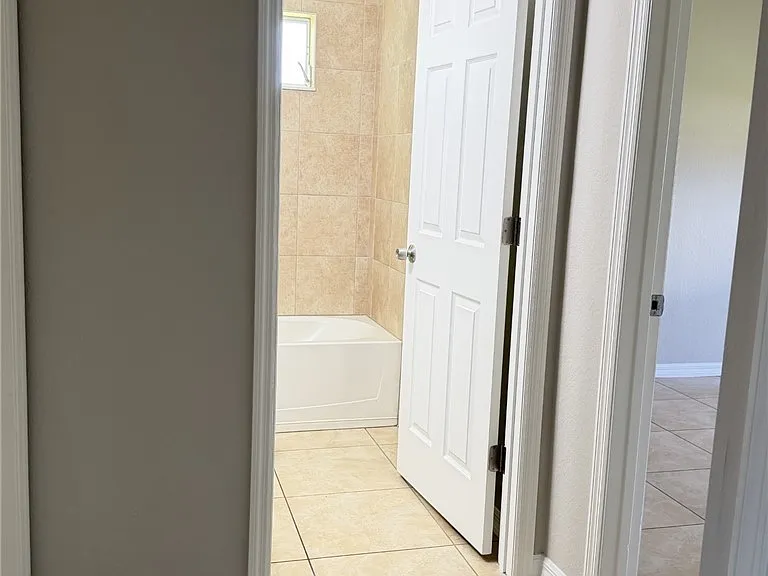 1817 Santa Barbara Blvd — Photo 6