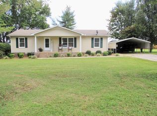 200 Woods Edge Rd, Winchester, TN 37398