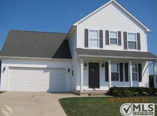 8020 Eagle Rdg, Fowlerville, MI