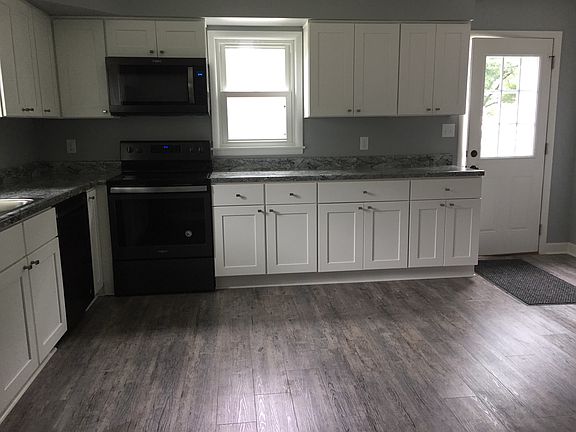 4th image of 317 Southmore St