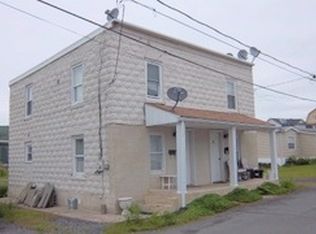 27 McAndrew St, Pringle, PA 18704