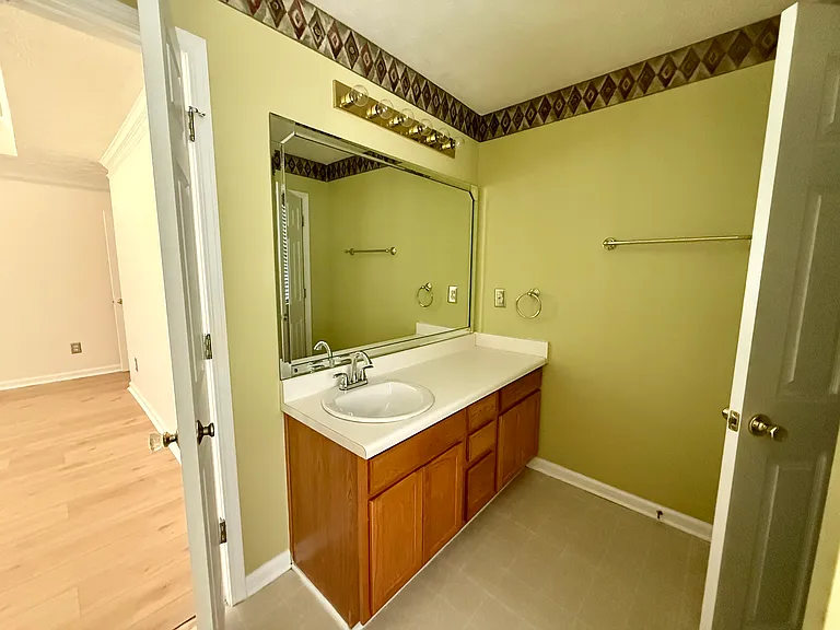4314 Lock Ness Ln — Photo 11