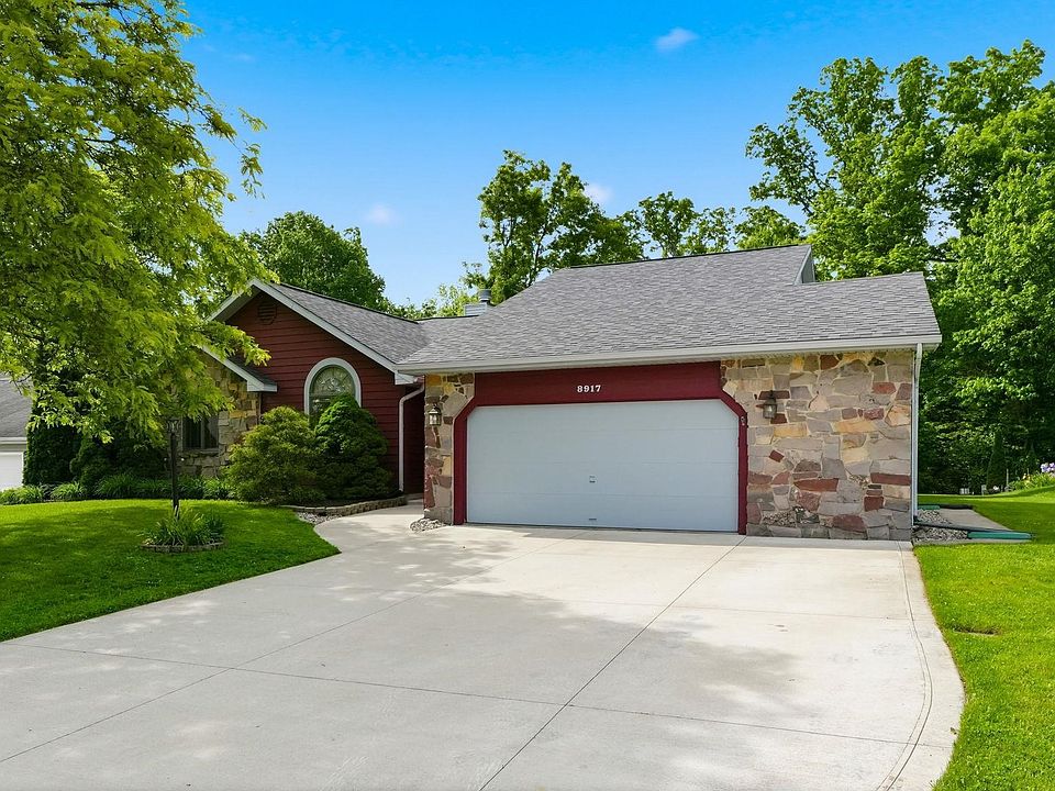 1st image of 8917 Stockbridge Pl