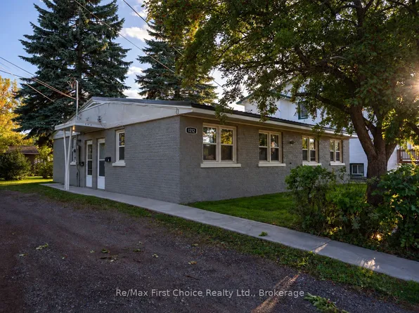 1212 Walsh St E, Thunder Bay, ON P7E 4V4