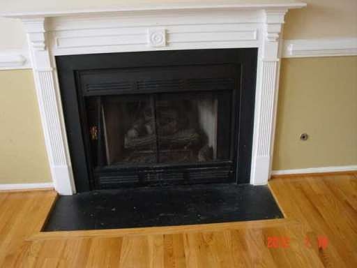 3rd image of 2135 Glynmoore Dr