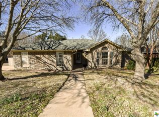 608 Clara Dr, Copperas Cove, TX 76522