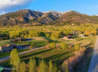 4 Quaking Aspen Way, Etna, WY 83118