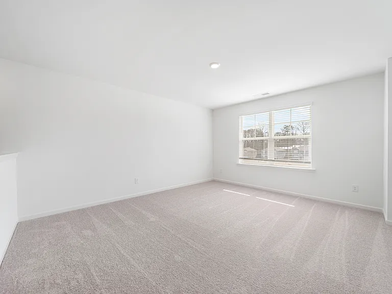 49 Elijah St — Photo 26