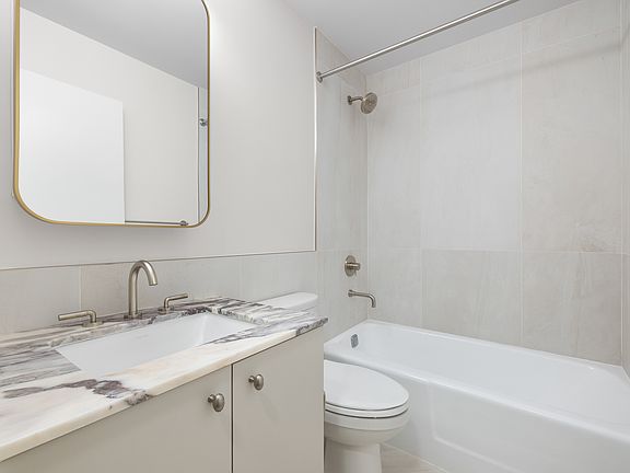 4th image of 600 Columbus Ave #6L