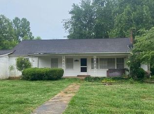 2214 Norwood St SW APT A, Lenoir, NC 28645