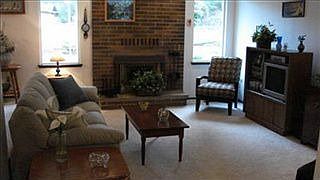 3rd image of 4038 Shana Ct SE