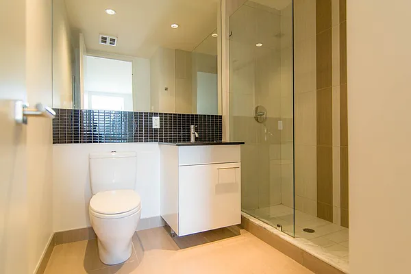 Rented by Nooklyn NYC LLC | media 85