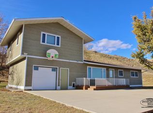 63 Prima Vista Dr, Miles City, MT 59301