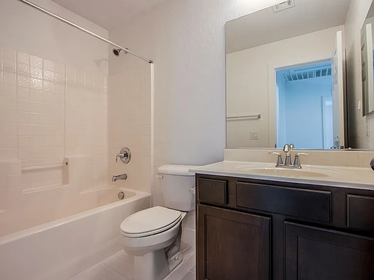 305 Via Franciosa Dr — Photo 16