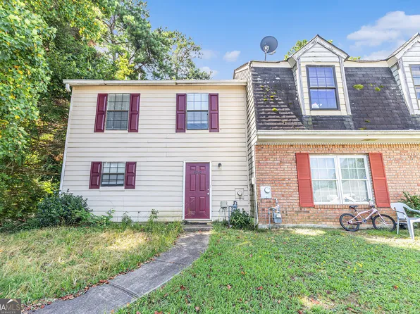 8835 W Chase Dr, Douglasville, GA 30134