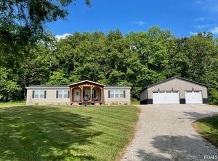 1736 N Carithers Rd, Princeton, IN 47670