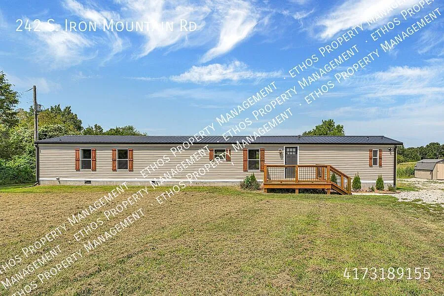 Pre-Leasing now! 3-bedroom, 2-bathroom home located in the heart of Fordland, MO — Photo 1