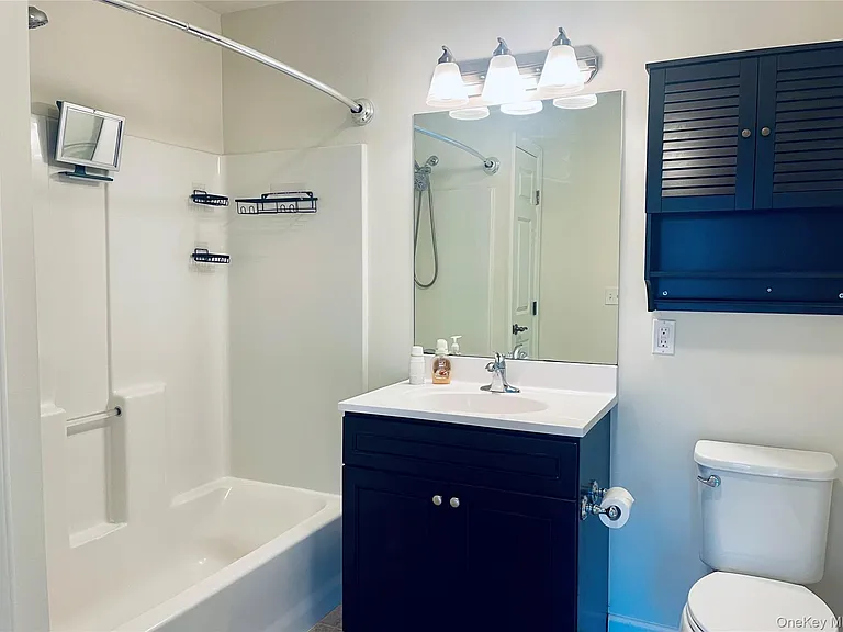 46 Islip Ave #201 — Photo 13