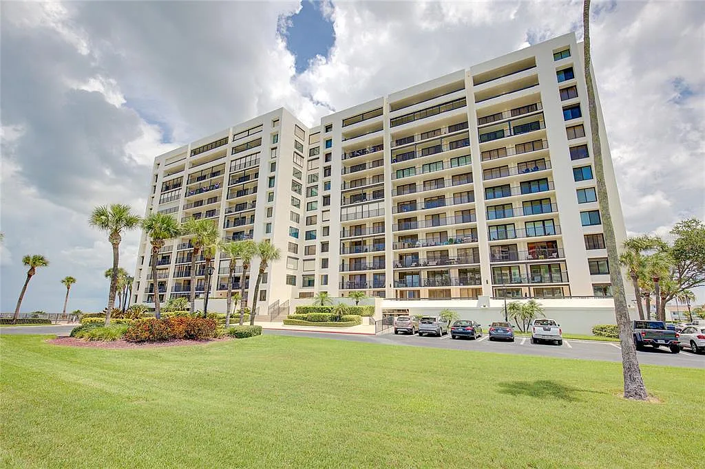 2 bed, 2.0 bath, 1544 sqft, $5,900 — Photo 1