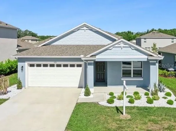 5235 Mahogany Dr, Mount Dora, FL 32757