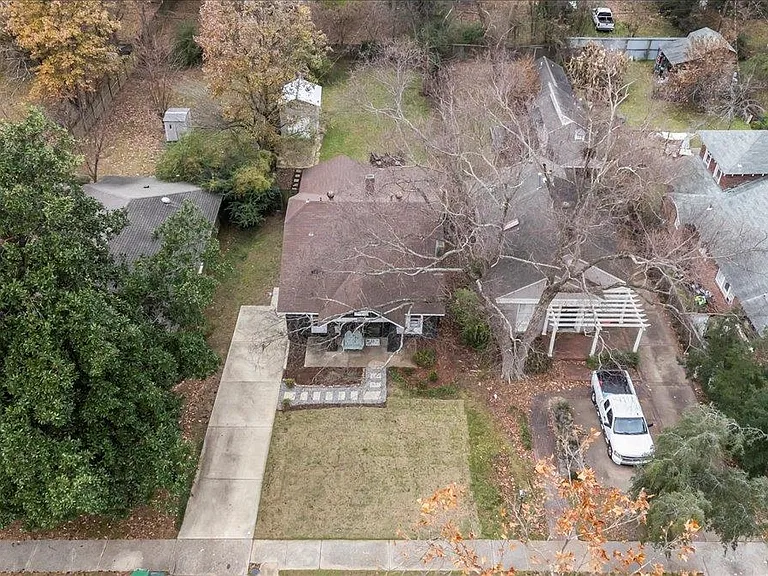 531 S Holmes St — Photo 4