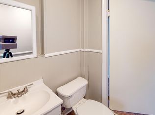 229 Avenue C FLOOR 1, Woonsocket, RI 02895