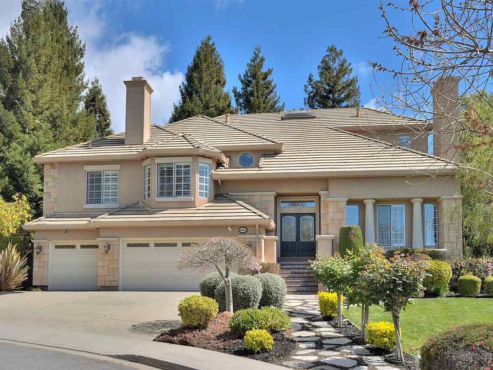 1st image of 44560 Poulard Ct