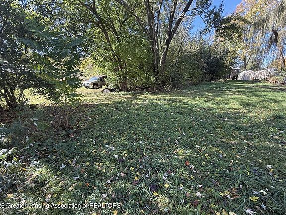 5th image of 644 S Matteson St