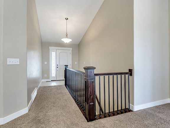 3rd image of 144 W Parkside Dr