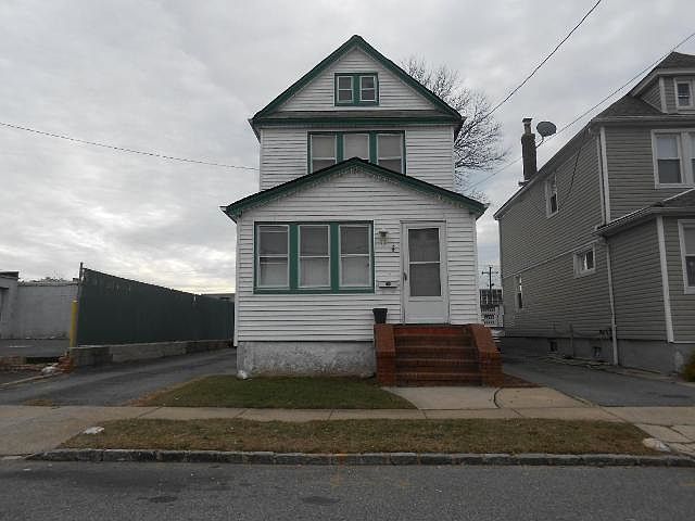 1st image of 280 Bedford Ave