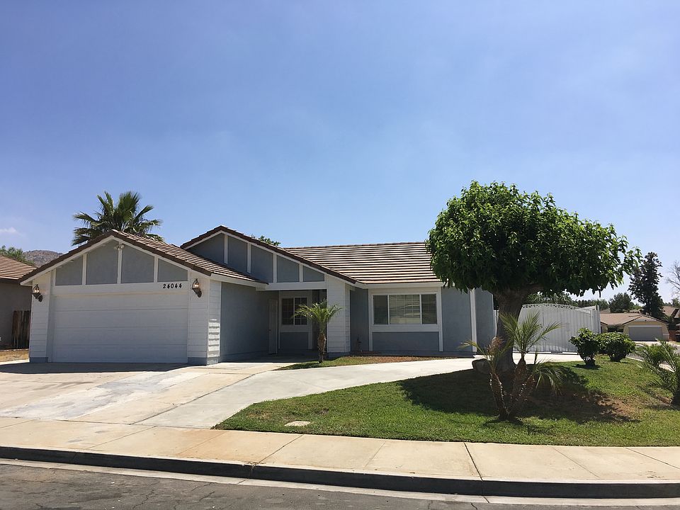 1st image of 24044 Roseleaf Pl