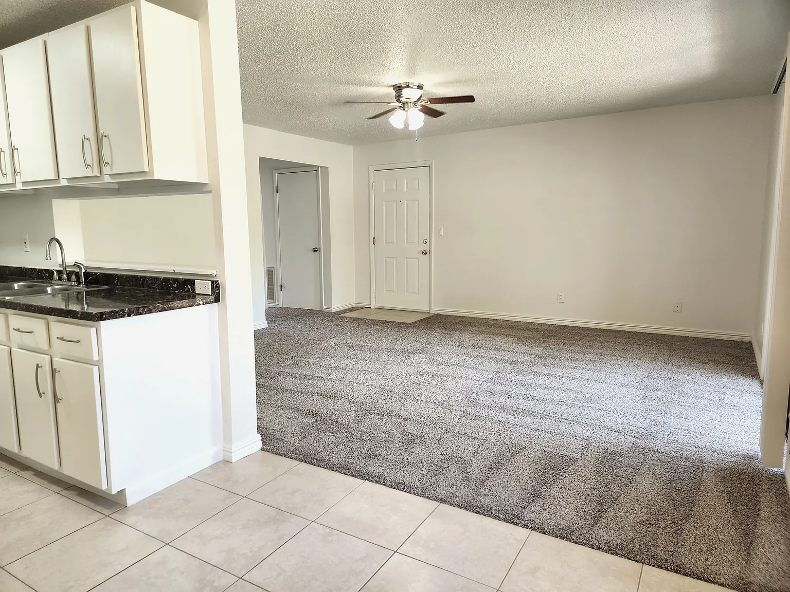 2 bed, 850 sqft, $1,245 — Photo 2