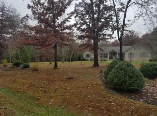 475 Carrie Dr, Crossville, TN 38572