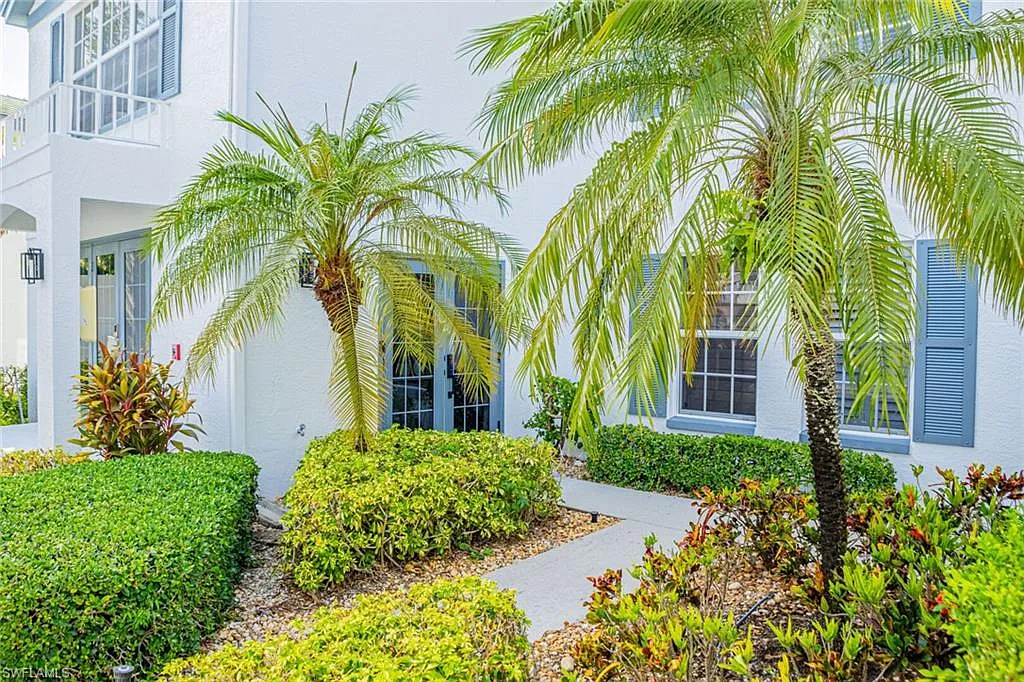 3 bed, 2.0 bath, 1481 sqft, $9,500 — Photo 2