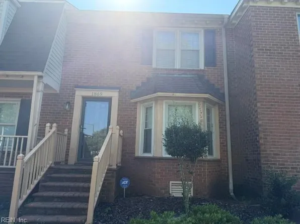 1869 Volvo Pkwy, Chesapeake, VA 23320