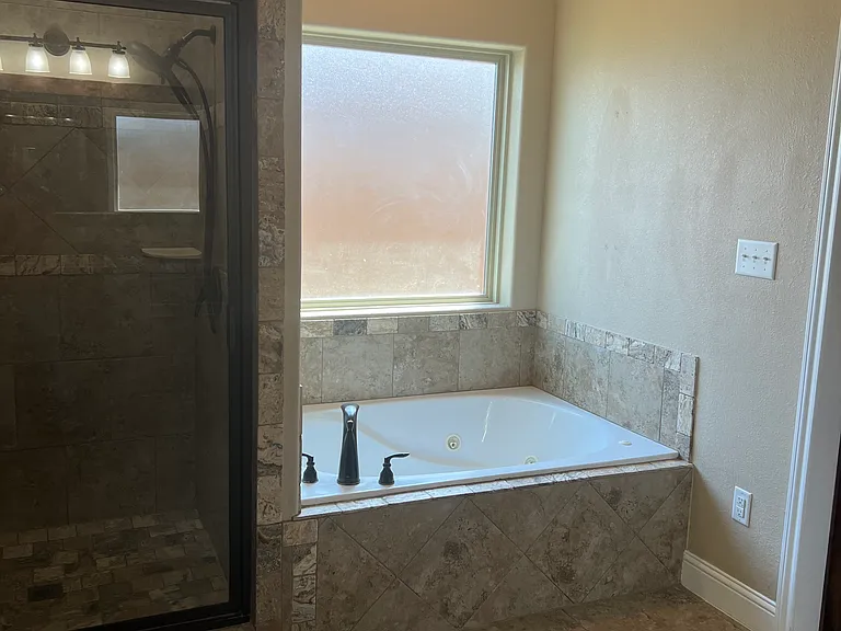 7409 Tuscany Dr — Photo 10