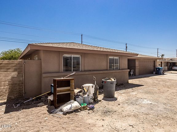 2nd image of 156 Acoma Blvd N