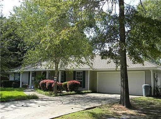 2nd image of 3 Dumaine Dr