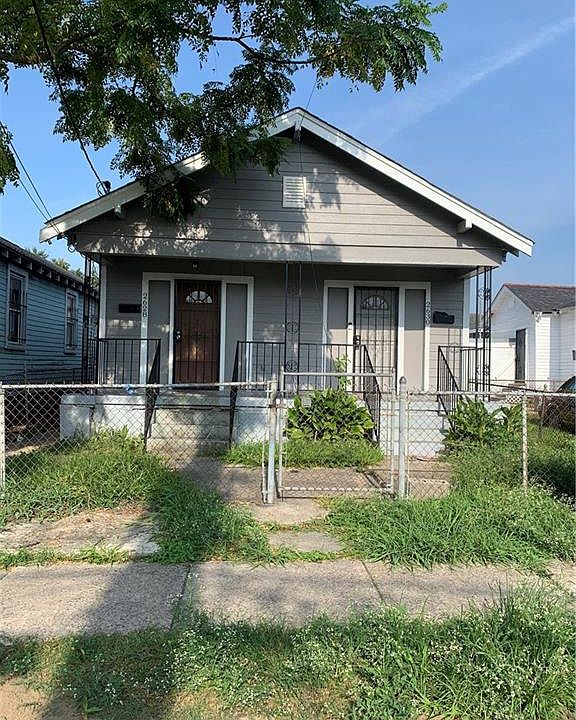 1st image of 2628 Allen St
