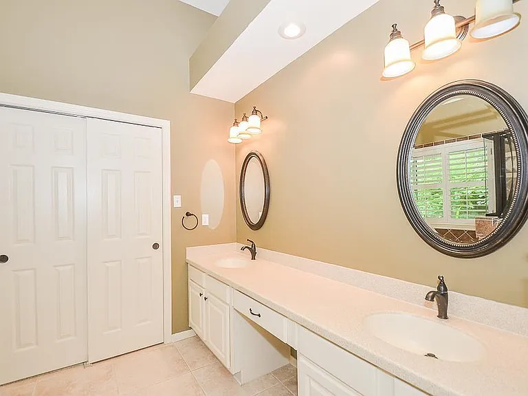 46 Grants Lake Cir — Photo 21