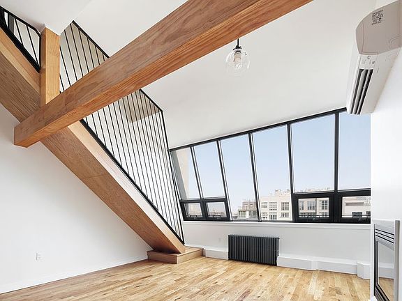 4th image of 76 N 4th St APT 521